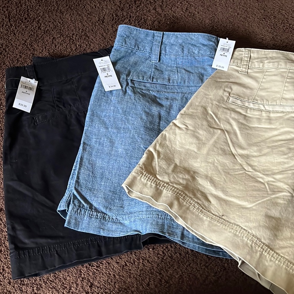 Gap Girlfriend Khaki Shorts